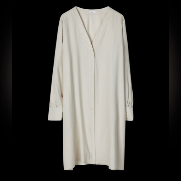 Filippa K Dresses & Skirts - Filippa K “Isobel” NWOT size 34 (4 US) dress shirt in ivory/cream oversized